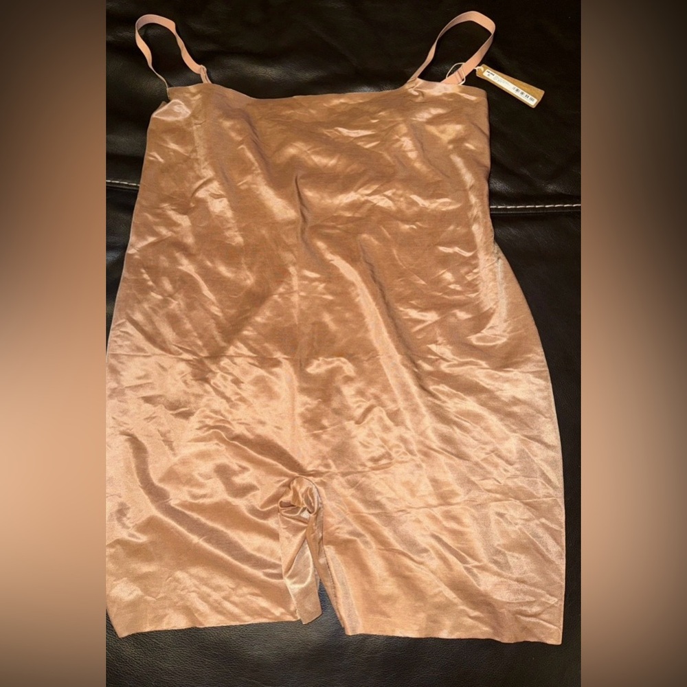Skims Barely There Shapewear Low Back Mid Thigh Bodysuit Size 4X